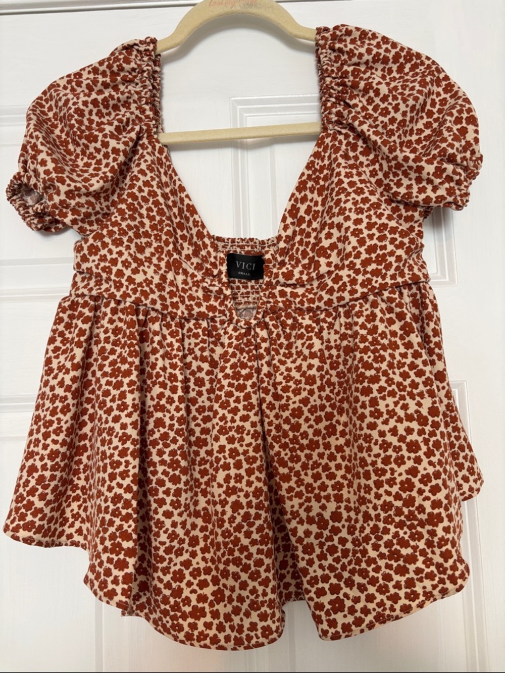 Vici Rust Floral Puff Sleeve Peplum Blouse